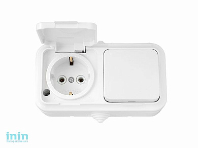 Блок выкл. 1 клав. + розетка (открытая, с/з, брызг. защ.) белая, Пралеска Аква, Bylectrica (Блок Выключатель одноклавишный + розетка с заземляющим кон